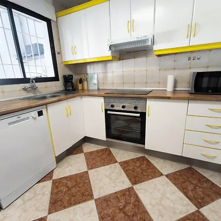 Adelfas - Calle Asturias Appartement